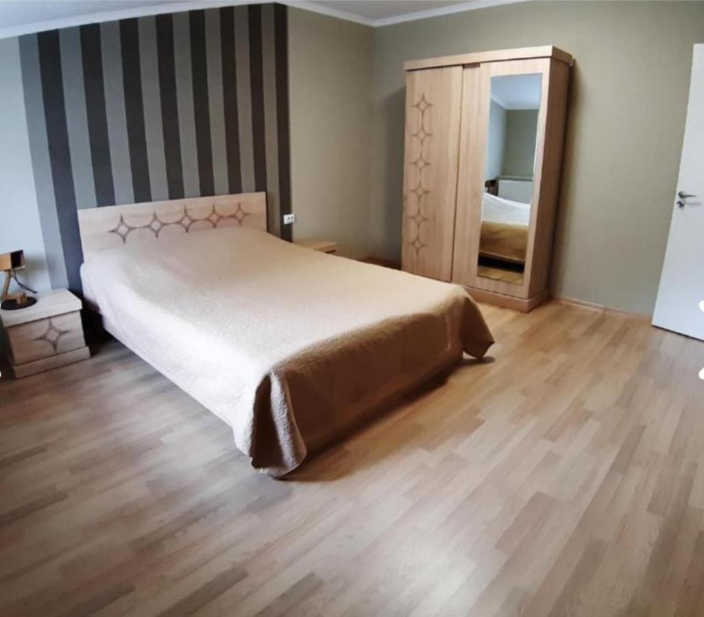 Gogoli Family Hotel Tbilisi Buitenkant foto