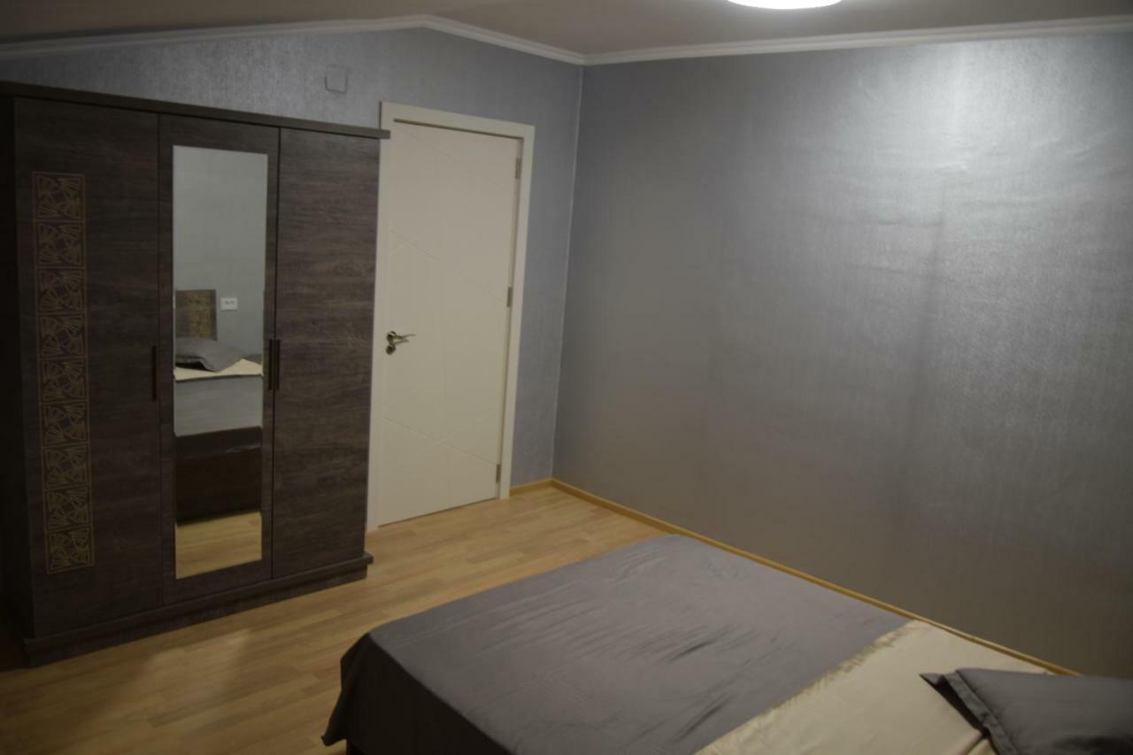 Gogoli Family Hotel Tbilisi Buitenkant foto