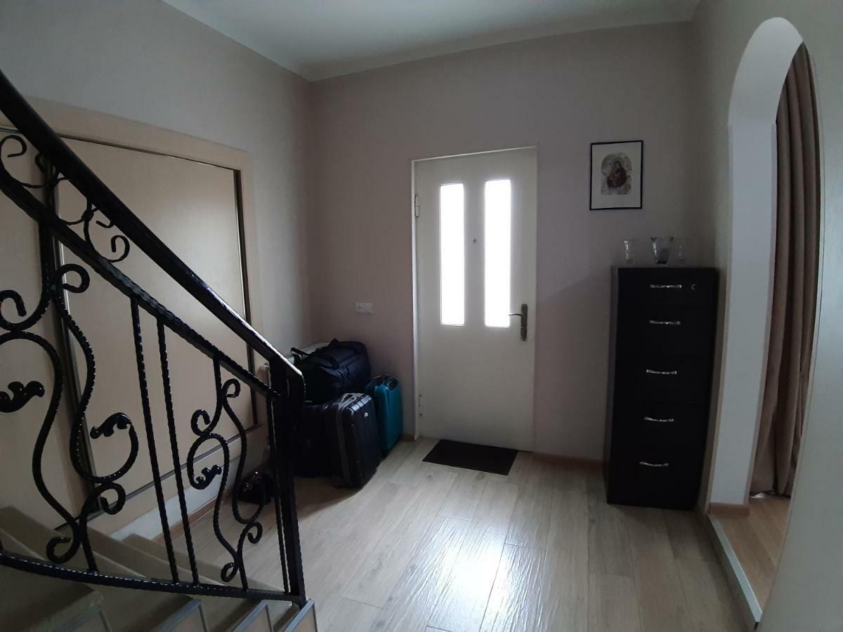Gogoli Family Hotel Tbilisi Buitenkant foto