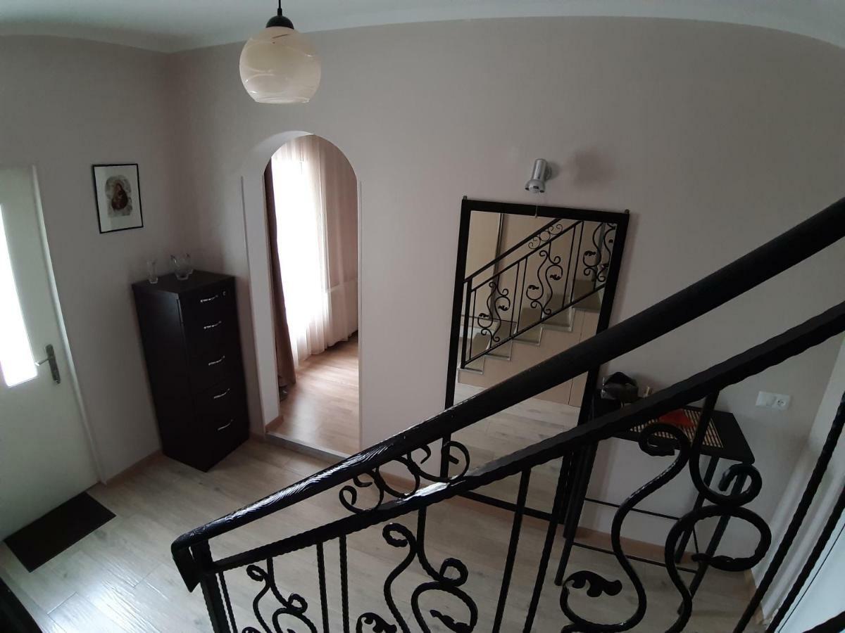 Gogoli Family Hotel Tbilisi Buitenkant foto