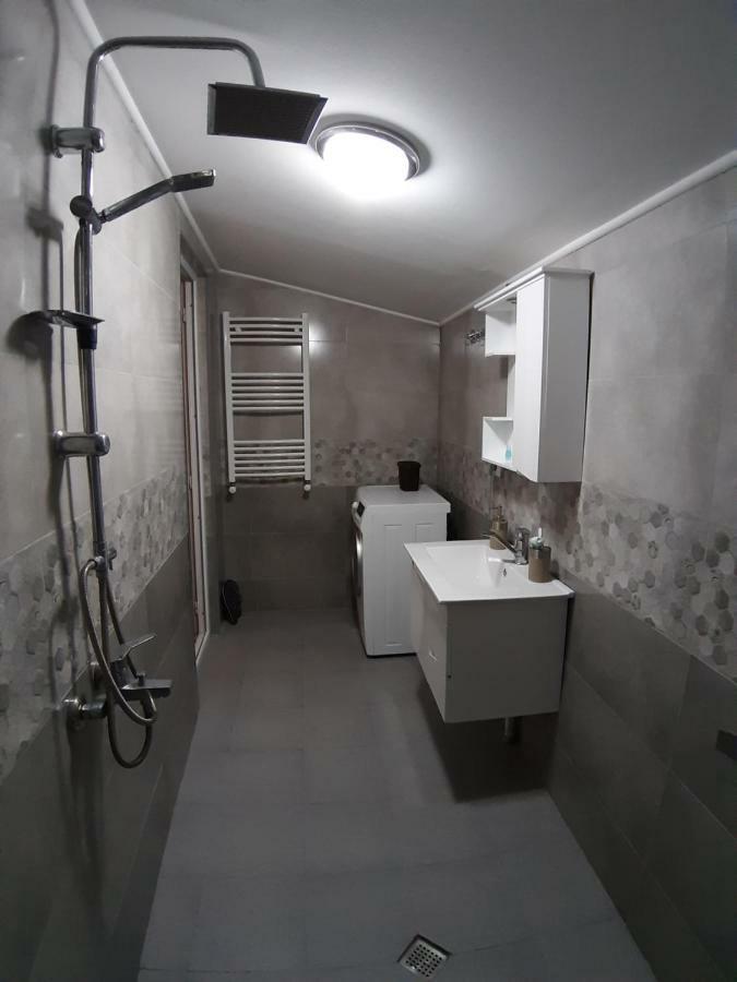 Gogoli Family Hotel Tbilisi Buitenkant foto